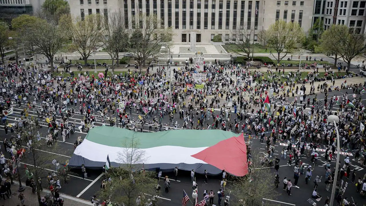 গাজায় হামলা বন্ধের দাবিতে দেশে দেশে বিক্ষোভ